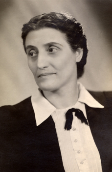 Medicul Casandra Lupescu